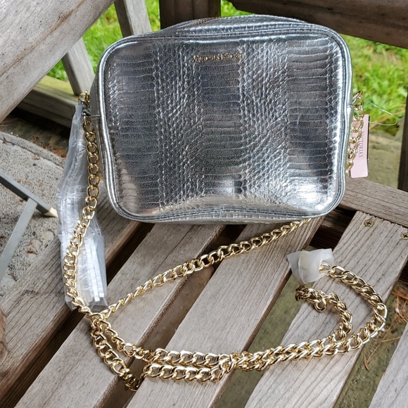 NWT VICTORIA SECRET PURSE - Picture 5 of 6